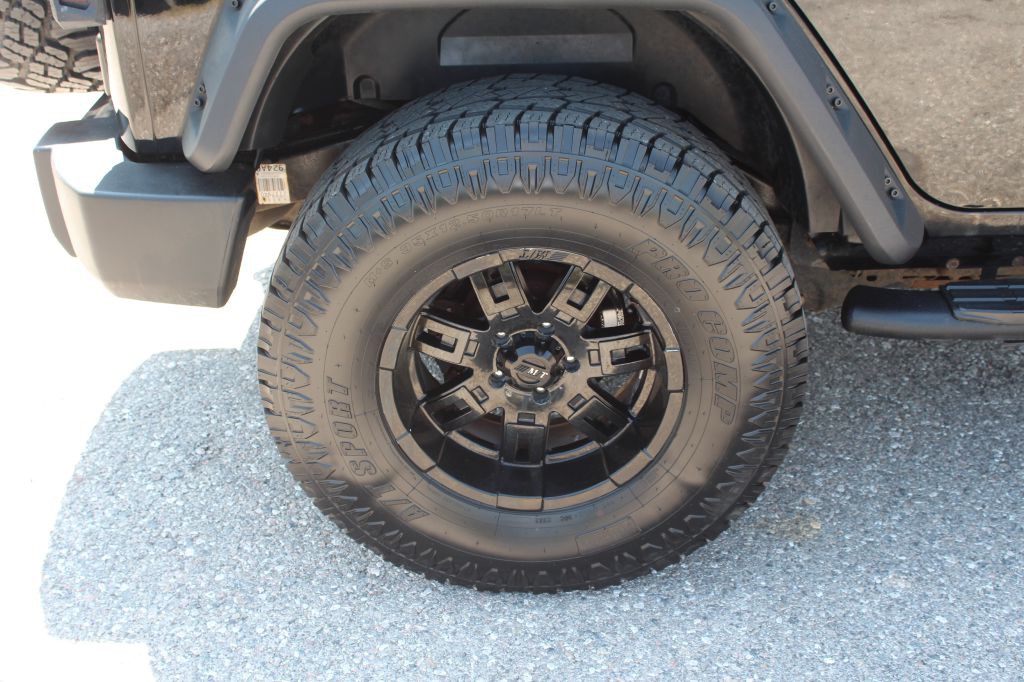 2014 Jeep Wrangler Unlimited Image 23