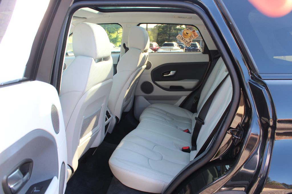 2014 Land Rover Range Rover Evoque Image 11