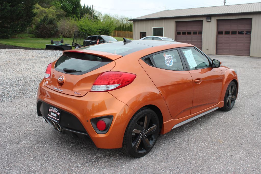 2015 Hyundai Veloster Image 5