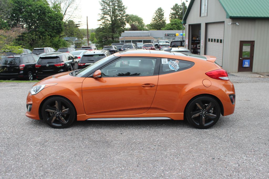 2015 Hyundai Veloster Image 8