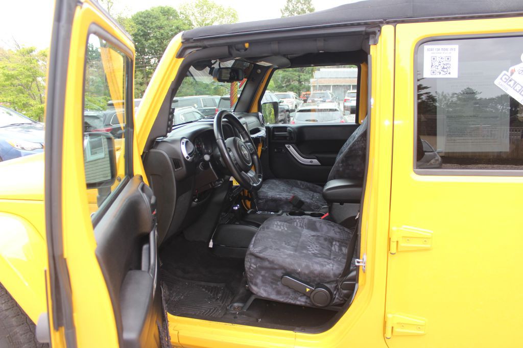 2015 Jeep Wrangler Unlimited Image 9