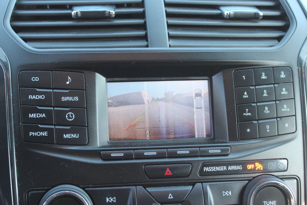 2017 Ford Explorer Image 21