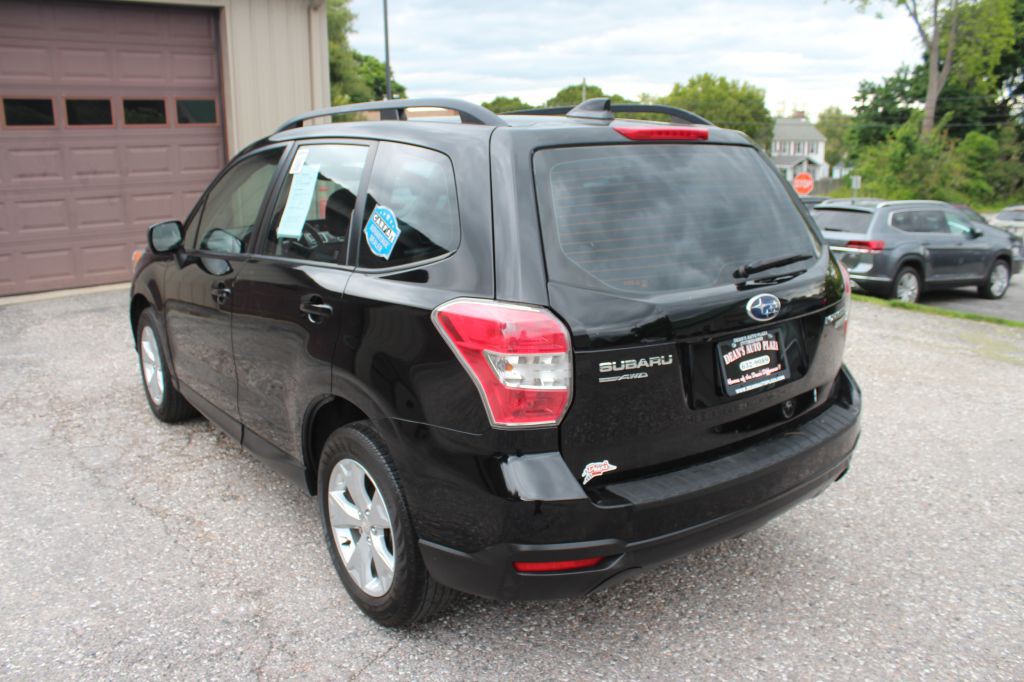 2016 Subaru Forester Image 7