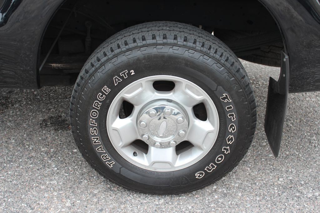 2012 Ford F-250 Image 24