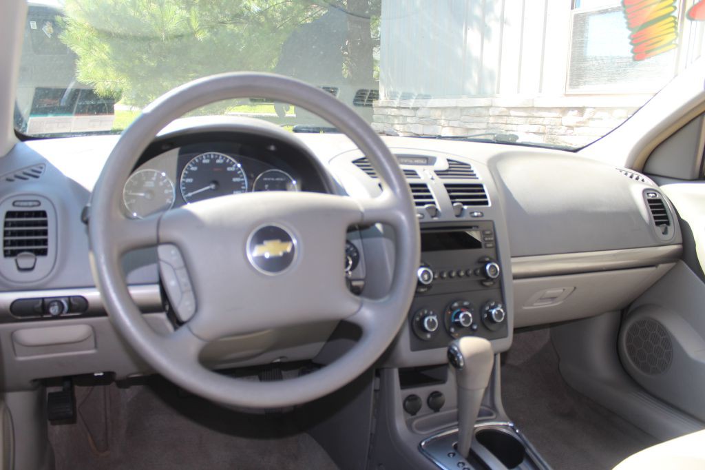 2006 Chevrolet Malibu Image 18