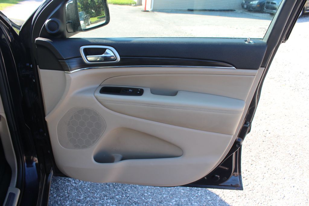 2019 Jeep Grand Cherokee Image 17