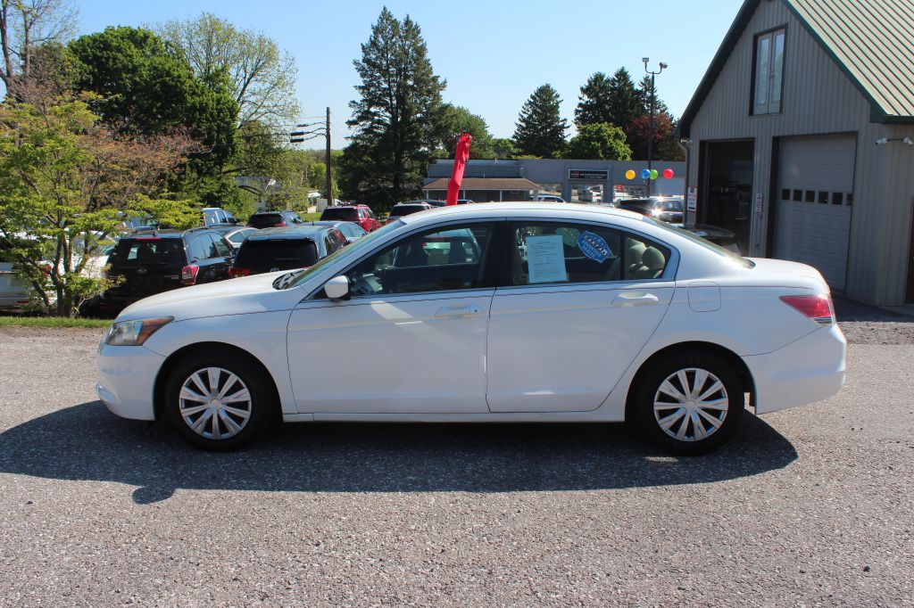 2011 Honda Accord Image 8