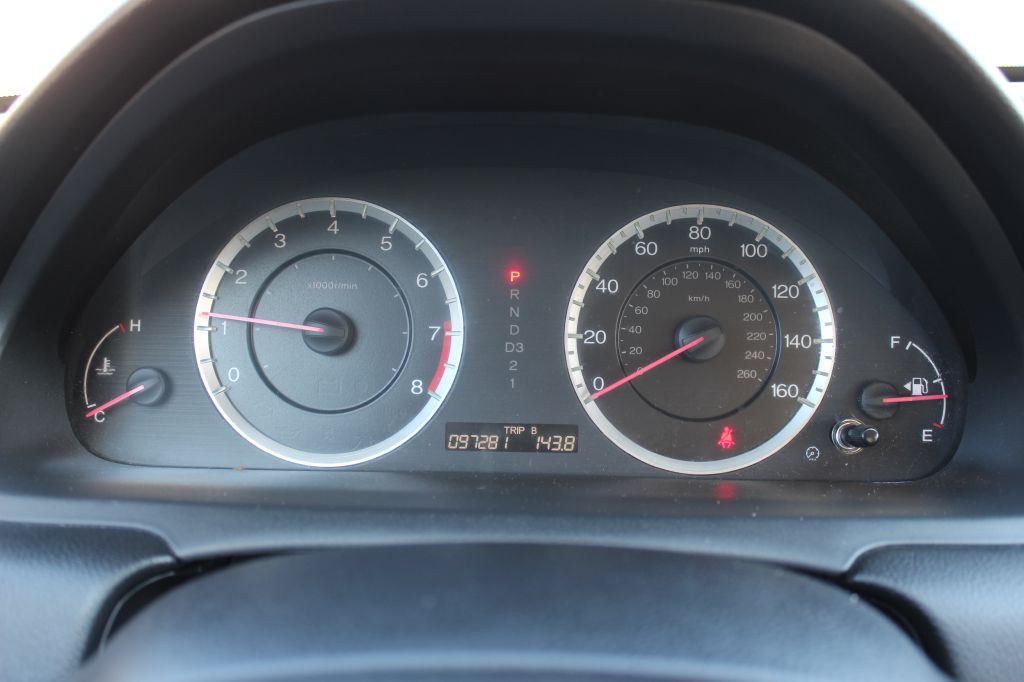 2011 Honda Accord Image 19