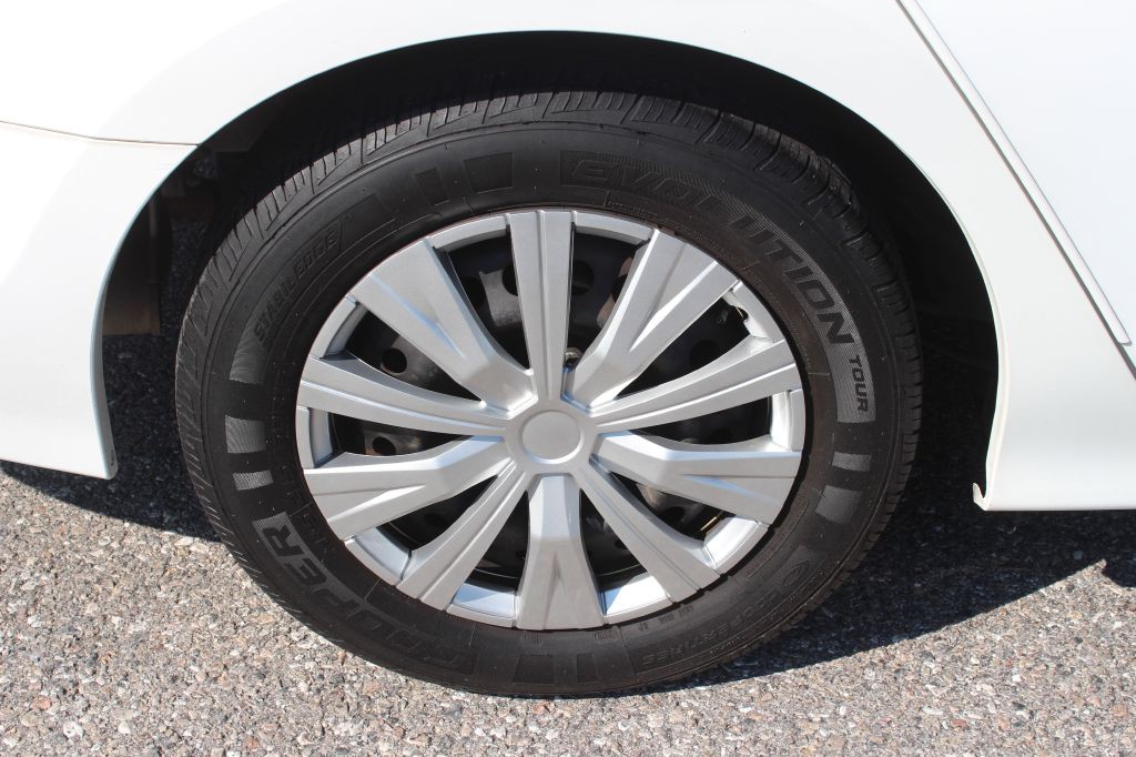 2011 Honda Accord Image 24
