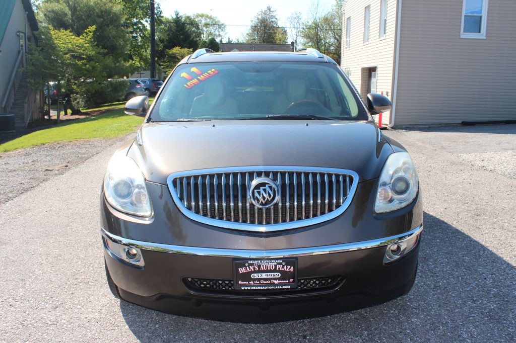 2011 Buick Enclave Image 2