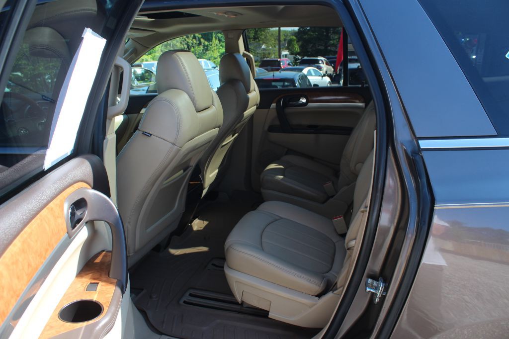 2011 Buick Enclave Image 11