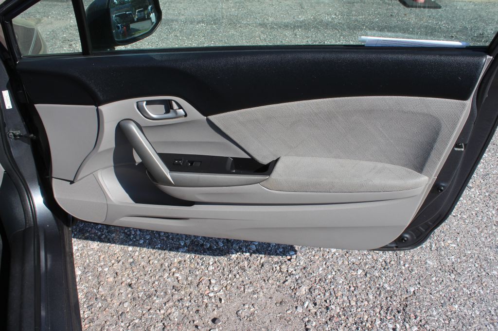 2013 Honda Civic Image 14