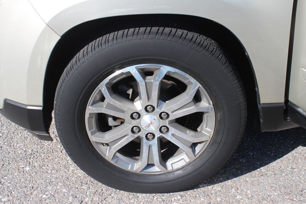 2014 GMC Acadia Image 25