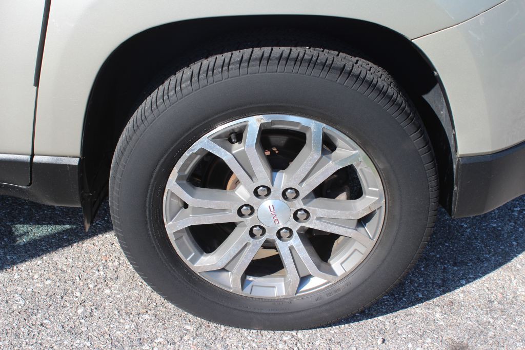 2014 GMC Acadia Image 28