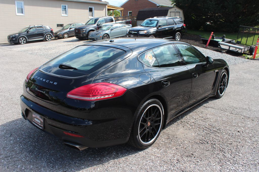 2014 Porsche Panamera Image 5