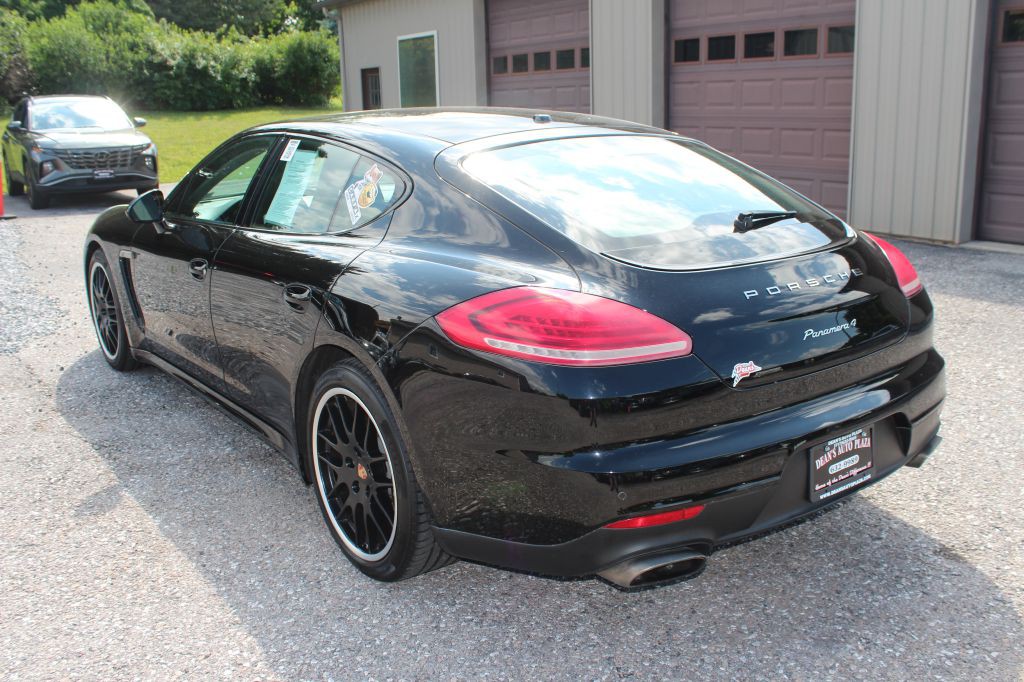 2014 Porsche Panamera Image 7