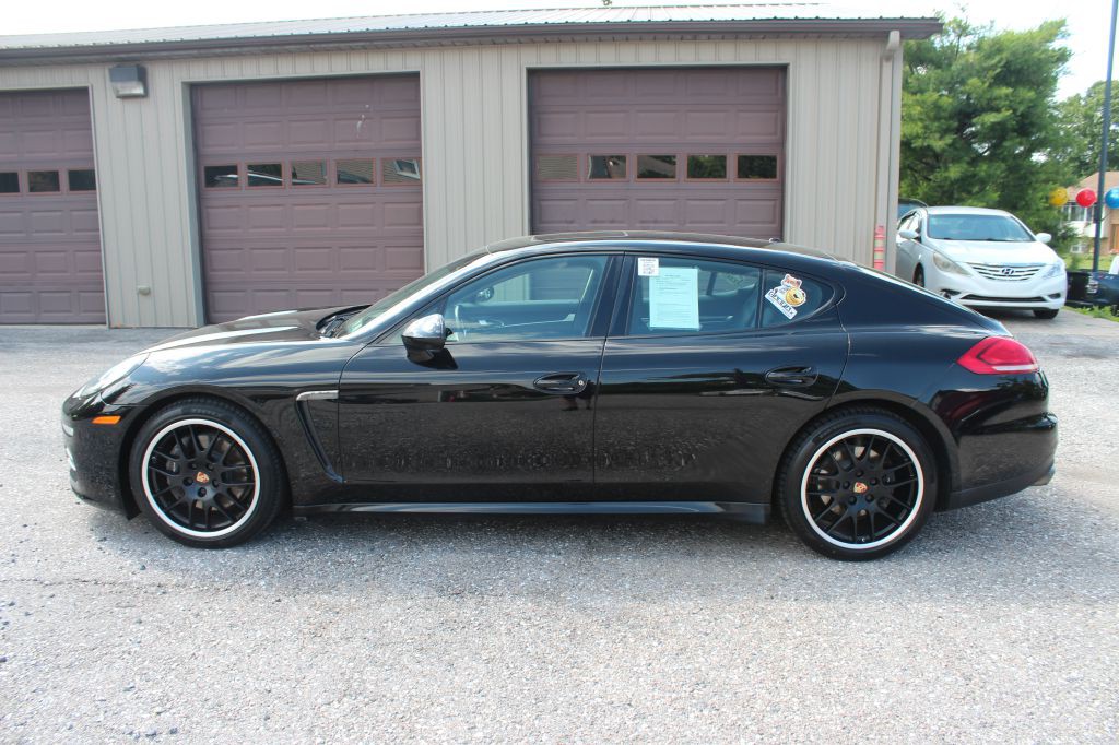 2014 Porsche Panamera Image 8