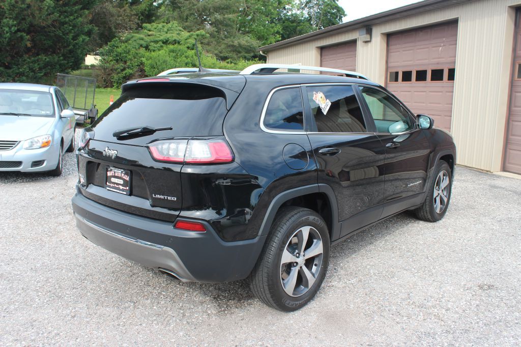 2019 Jeep Cherokee Image 5