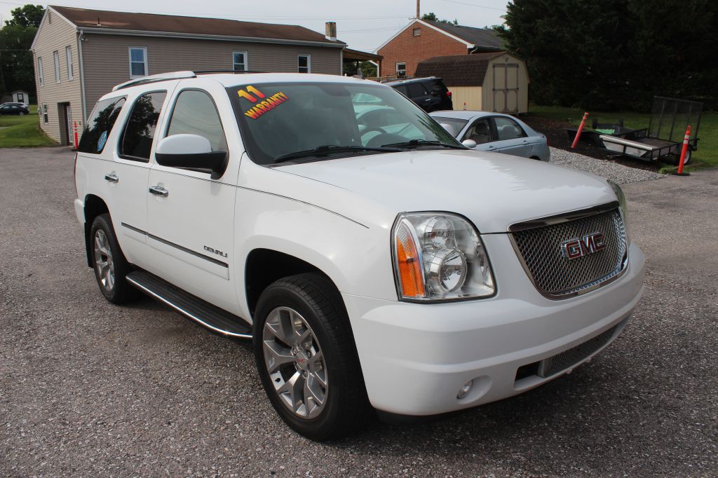 2011 GMC Yukon Image 3
