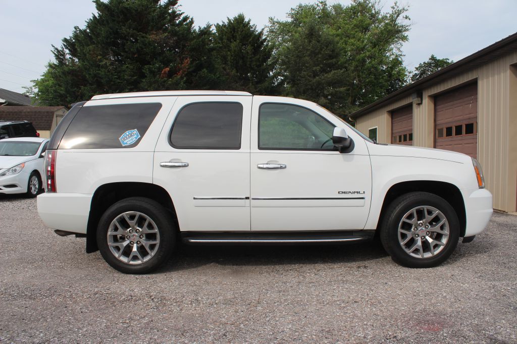 2011 GMC Yukon Image 4
