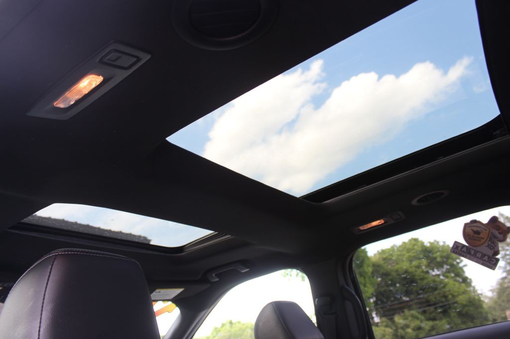 2017 Ford Explorer Image 19