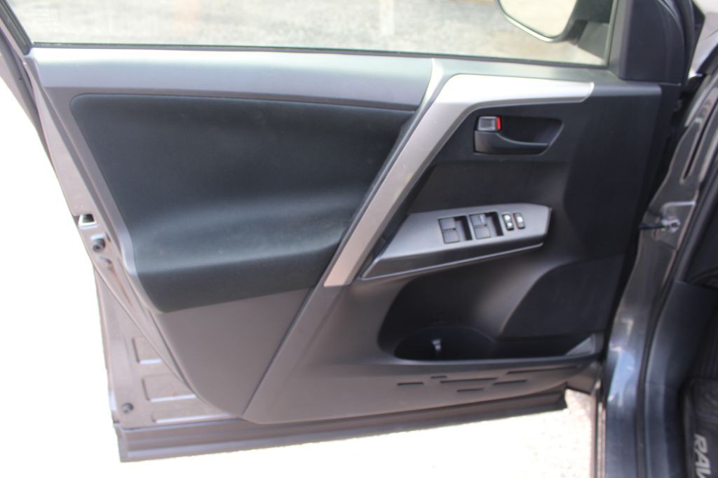 2018 Toyota Rav4 Image 10