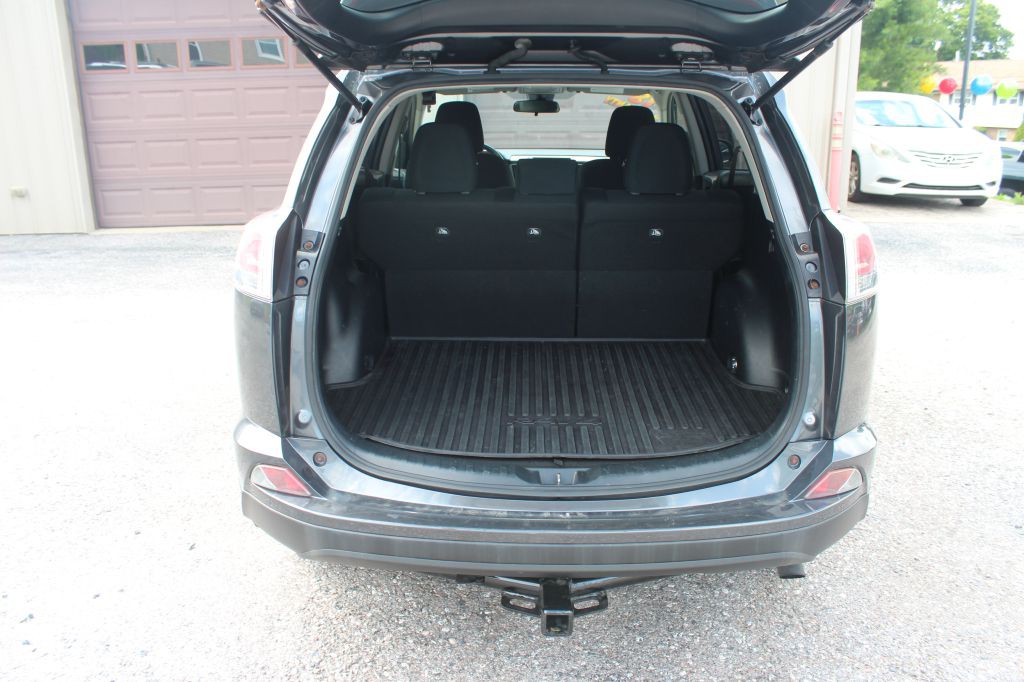 2018 Toyota Rav4 Image 13