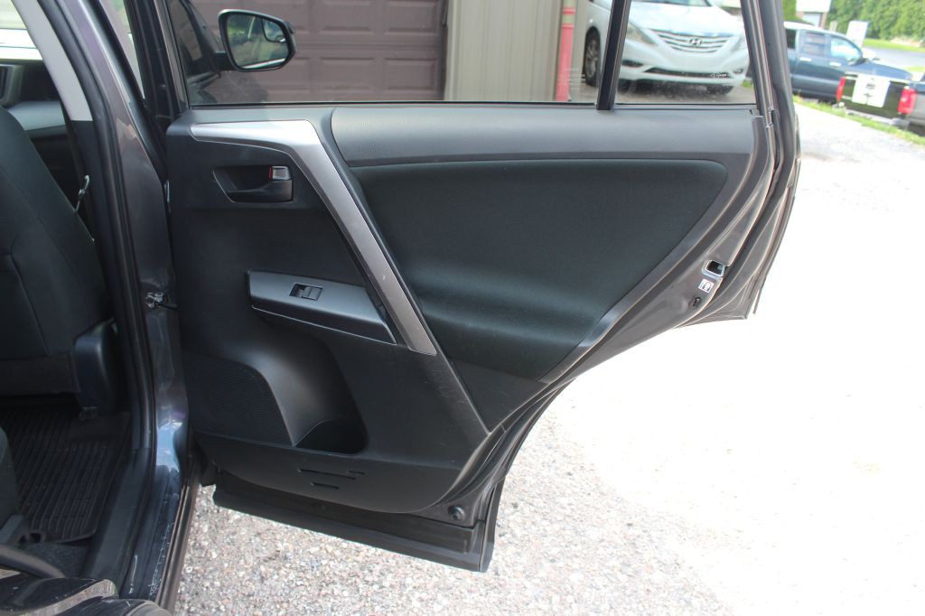2018 Toyota Rav4 Image 15