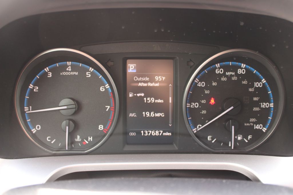 2018 Toyota Rav4 Image 19