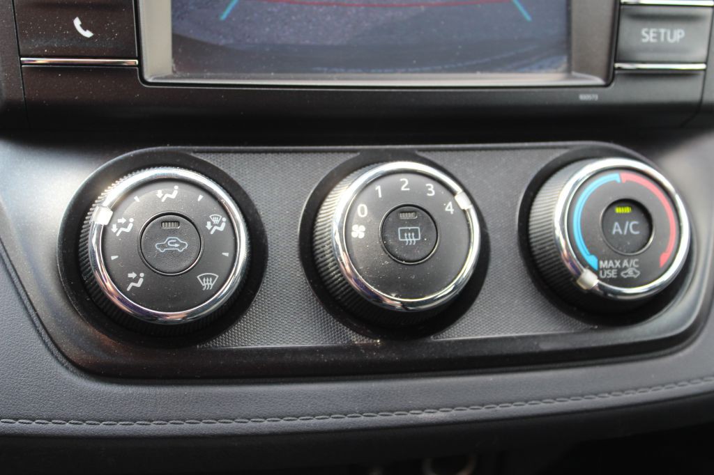 2018 Toyota Rav4 Image 21
