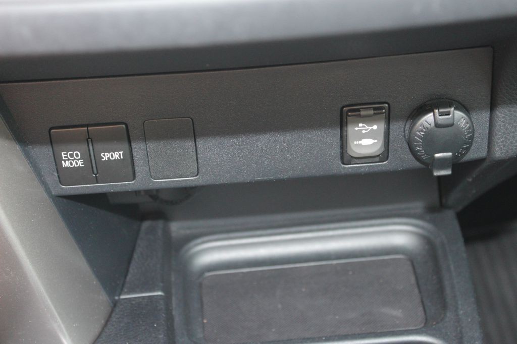 2018 Toyota Rav4 Image 22
