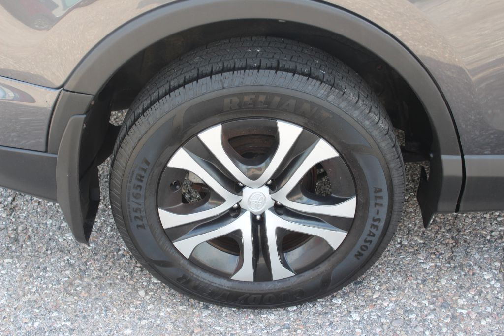 2018 Toyota Rav4 Image 26