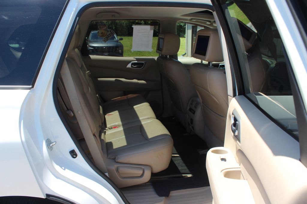 2014 Nissan Pathfinder Image 14