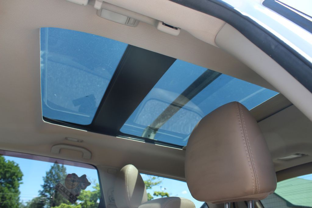 2014 Nissan Pathfinder Image 18