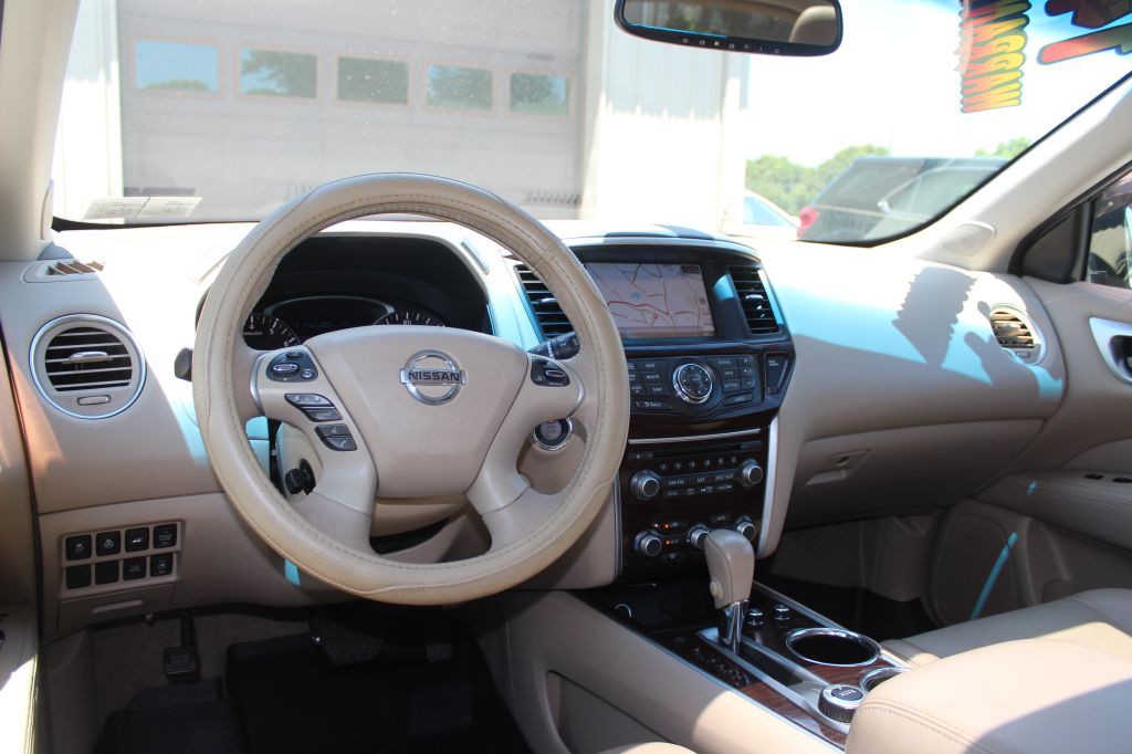 2014 Nissan Pathfinder Image 20