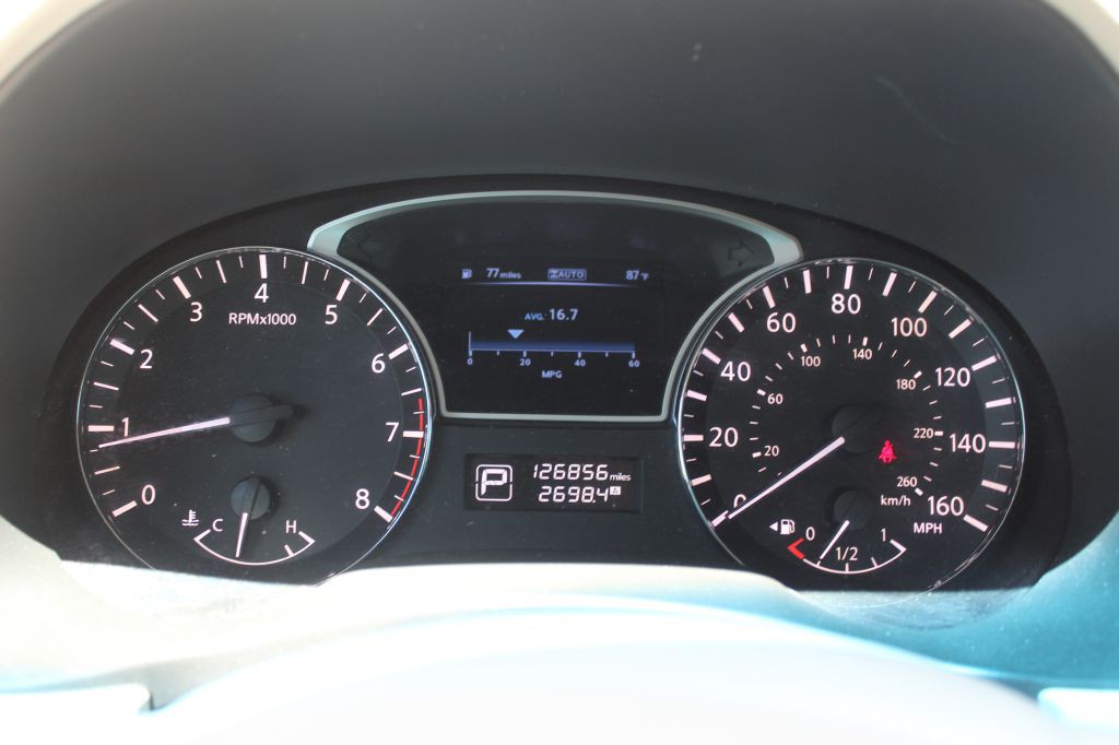 2014 Nissan Pathfinder Image 21