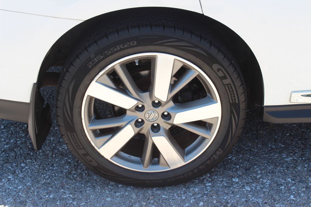 2014 Nissan Pathfinder Image 29