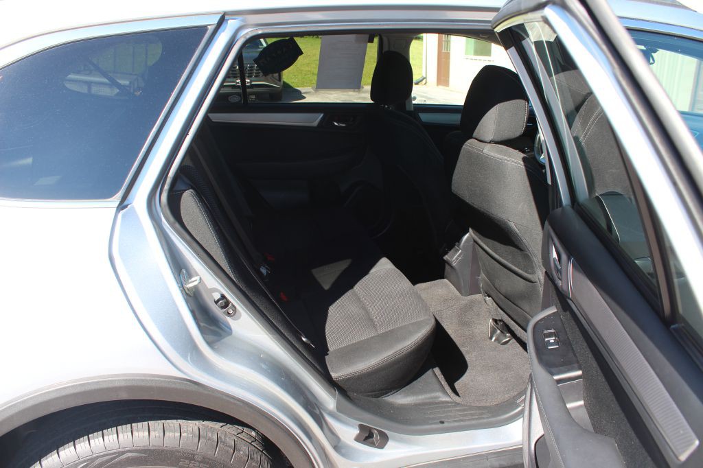 2018 Subaru Outback Image 14