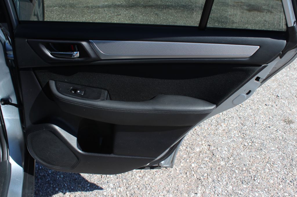 2018 Subaru Outback Image 15