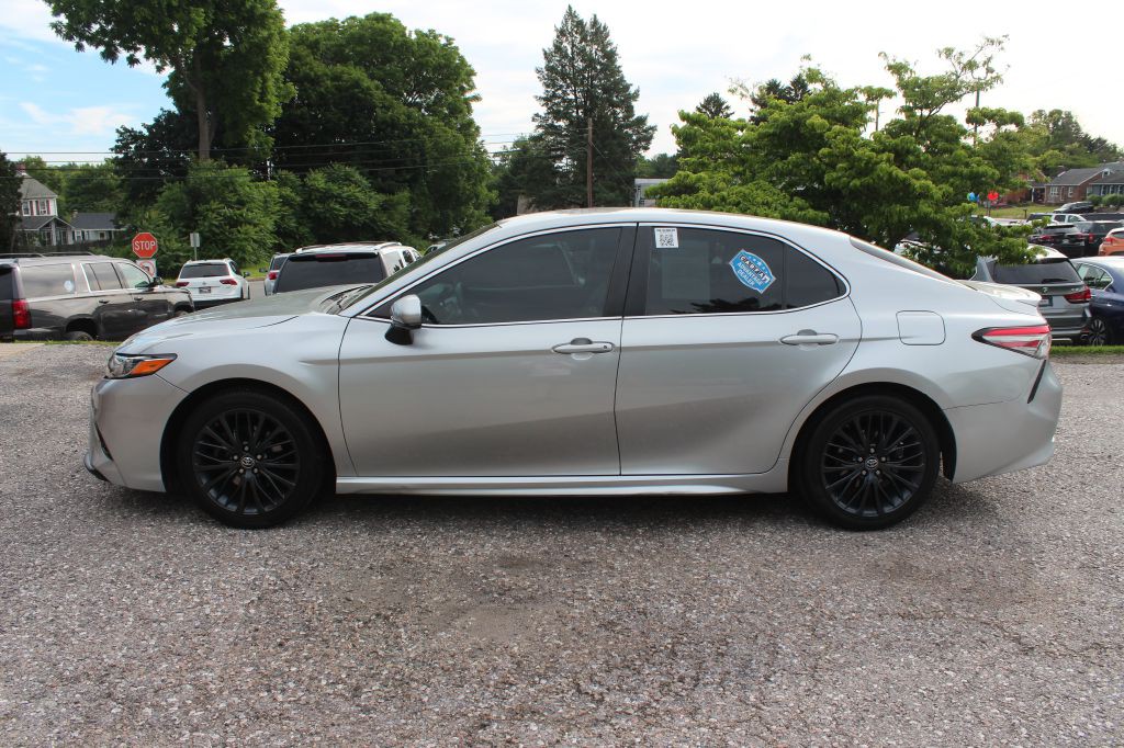 2018 Toyota Camry Image 8