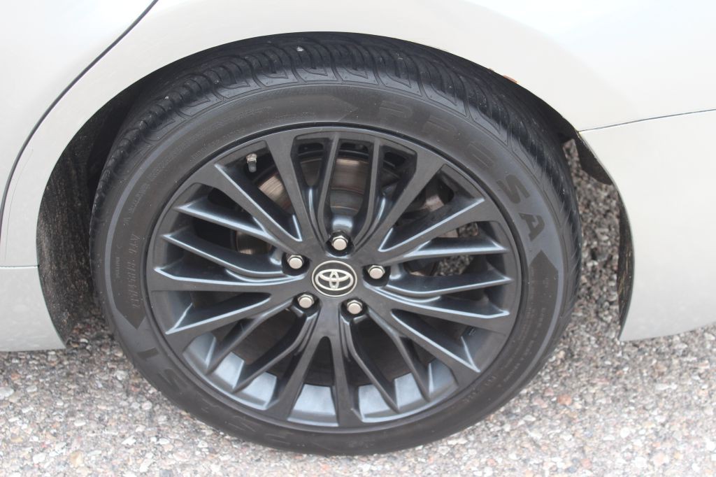 2018 Toyota Camry Image 24