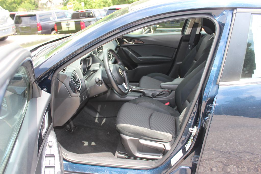 2014 Mazda Mazda3 Image 9