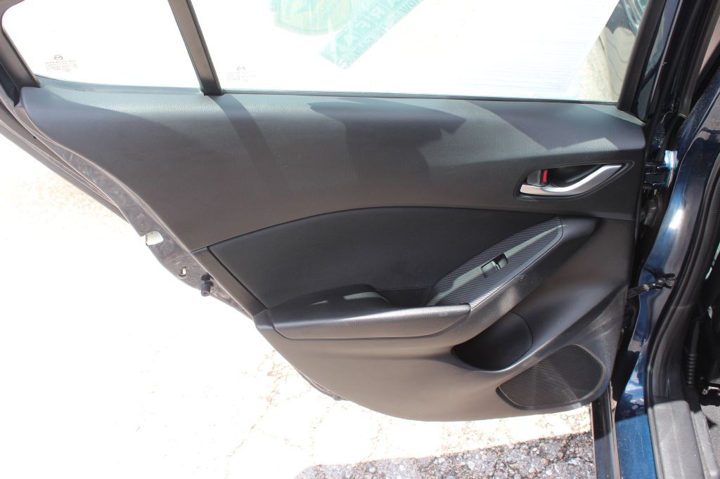 2014 Mazda Mazda3 Image 12