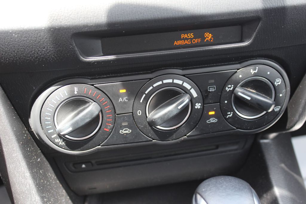 2014 Mazda Mazda3 Image 21