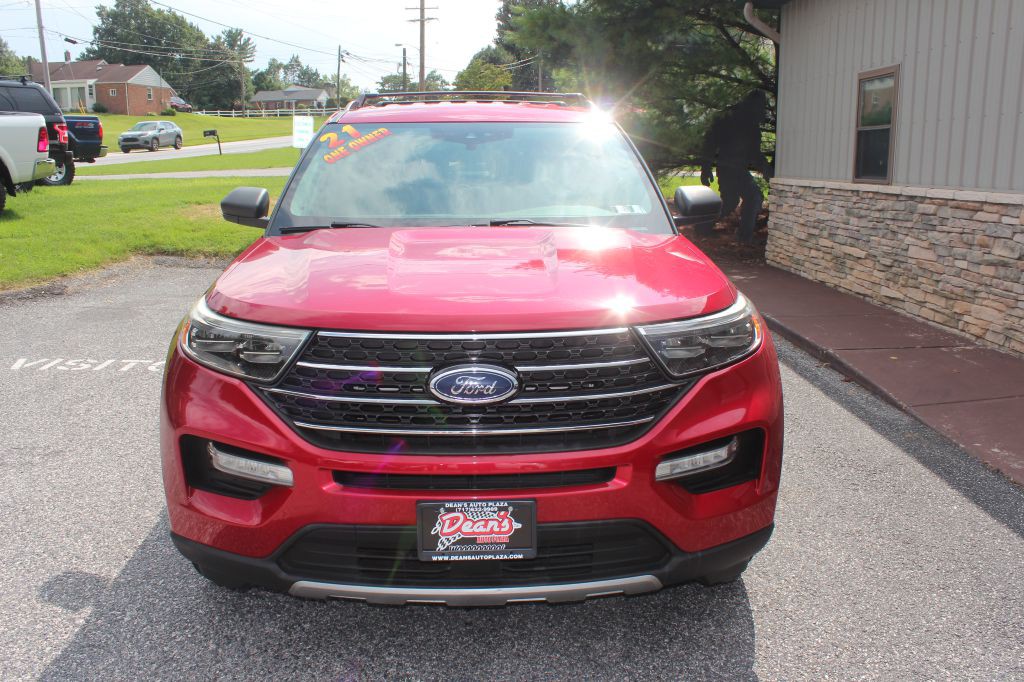 2021 Ford Explorer Image 2