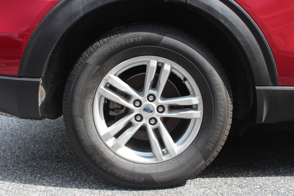 2021 Ford Explorer Image 25