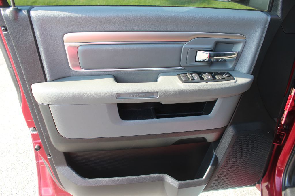 2014 RAM 1500 Image 10