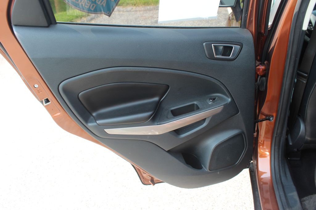 2019 Ford Econoline Image 12