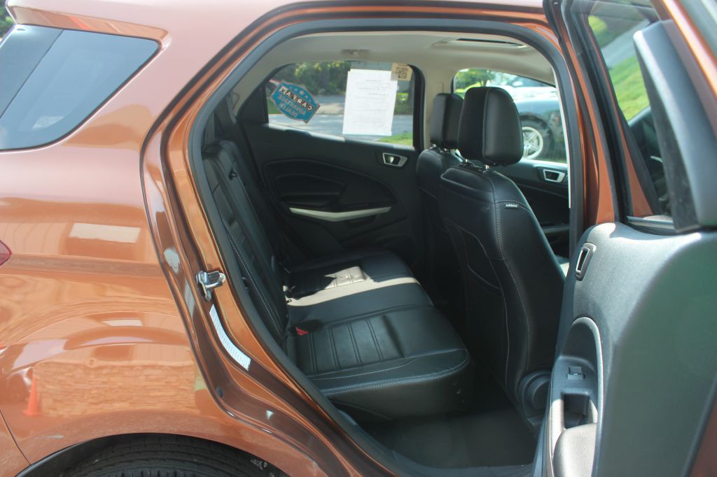 2019 Ford Econoline Image 14