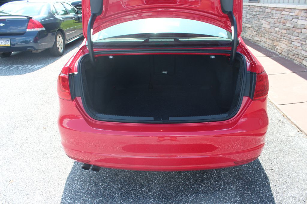 2014 Volkswagen Jetta Image 13